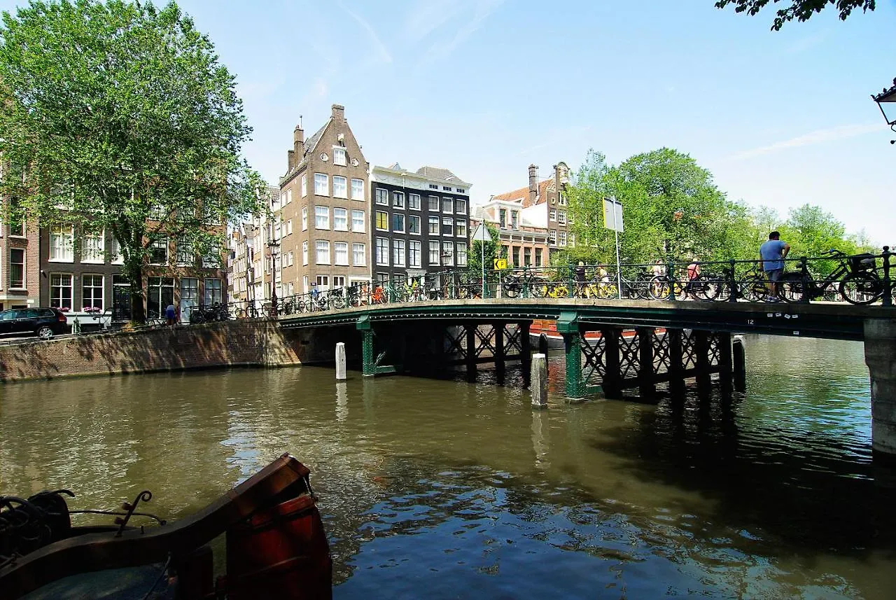 Bed & Breakfast Joz, Historic Suites In Centre Of Amsterdam
